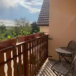 Vinařský Dům Pálava Affittacamere Strachotin