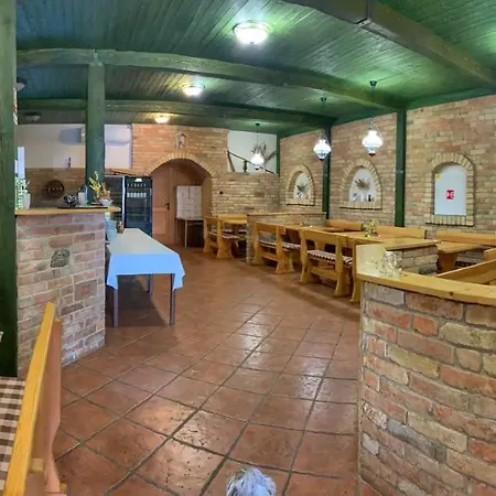 Vinarsky Dum Palava Guest house Strachotin